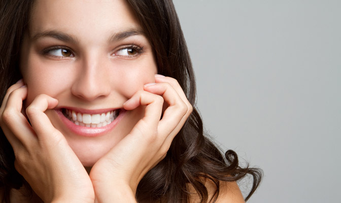 Porcelain Veneers and Crowns - Vancouver Dentist